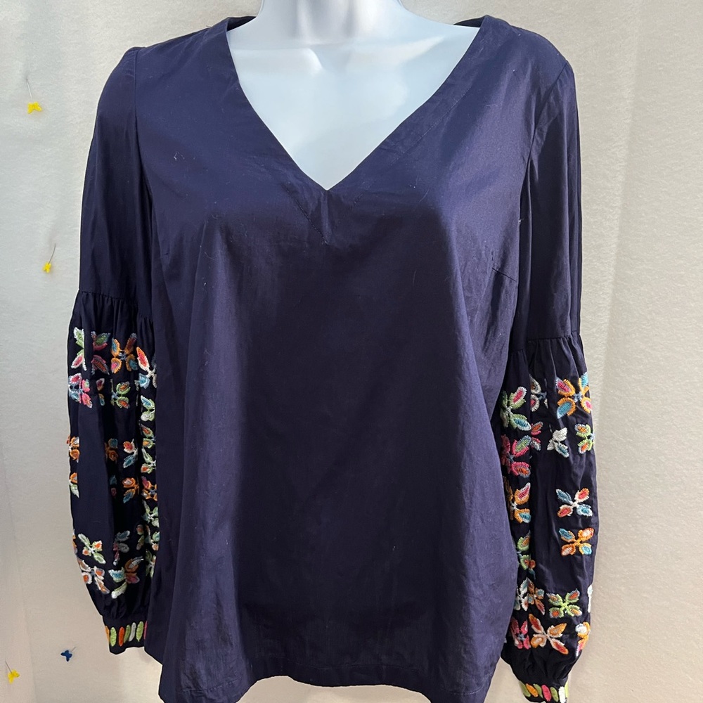 Maeve by Anthropologie beautiful Navy Peasant Blouse size 2